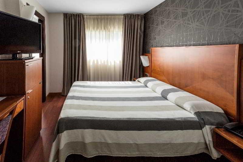Nuevo Torreluz Hotel